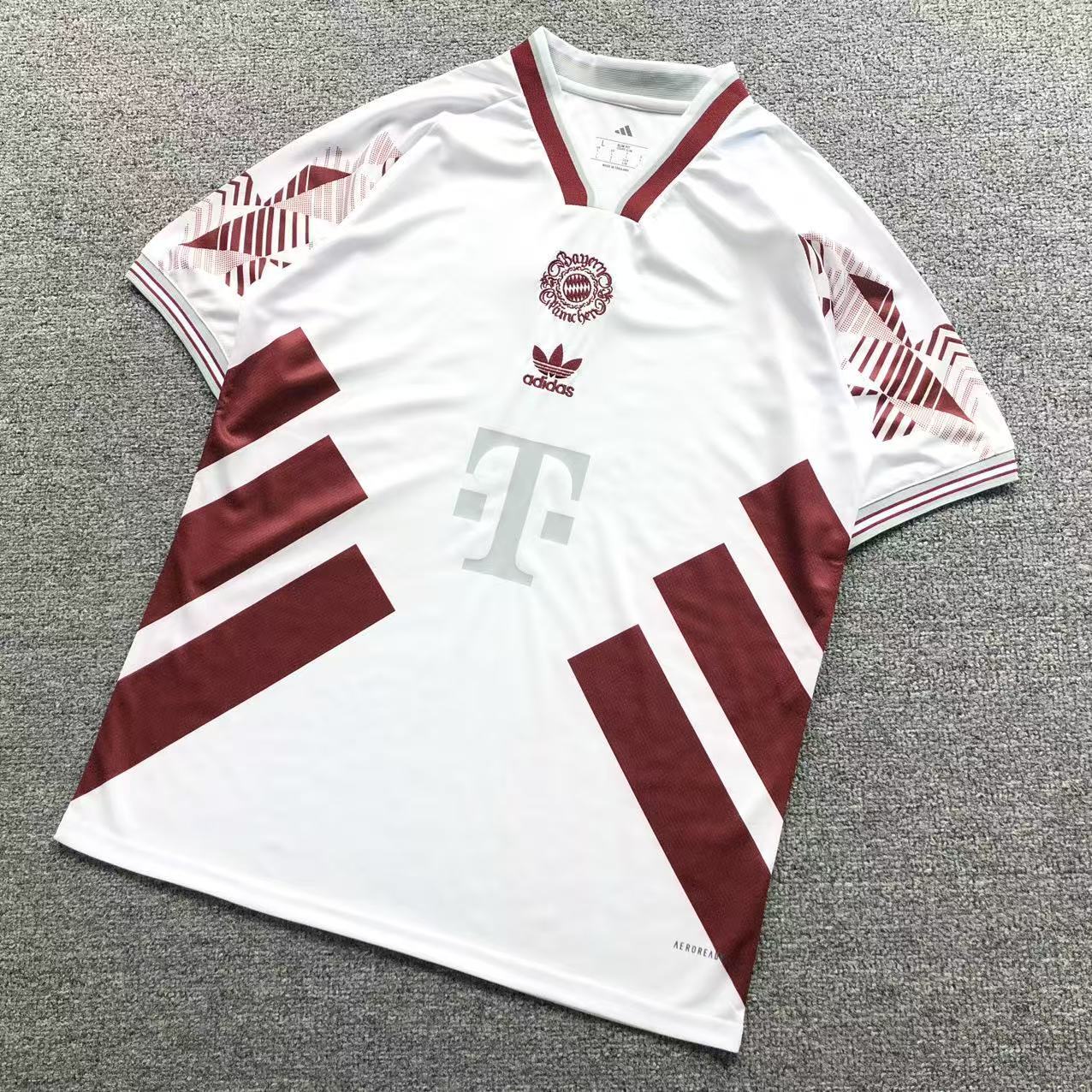 FC Bayern Retro Jersey