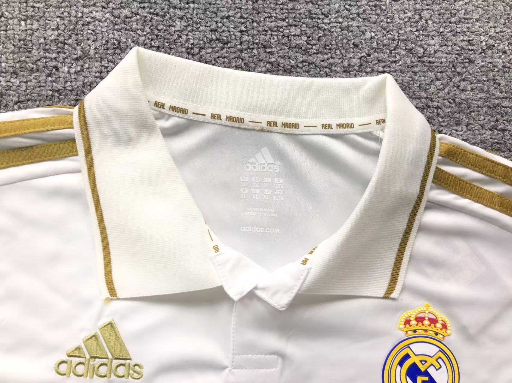 Real Madrid Retro Jersey