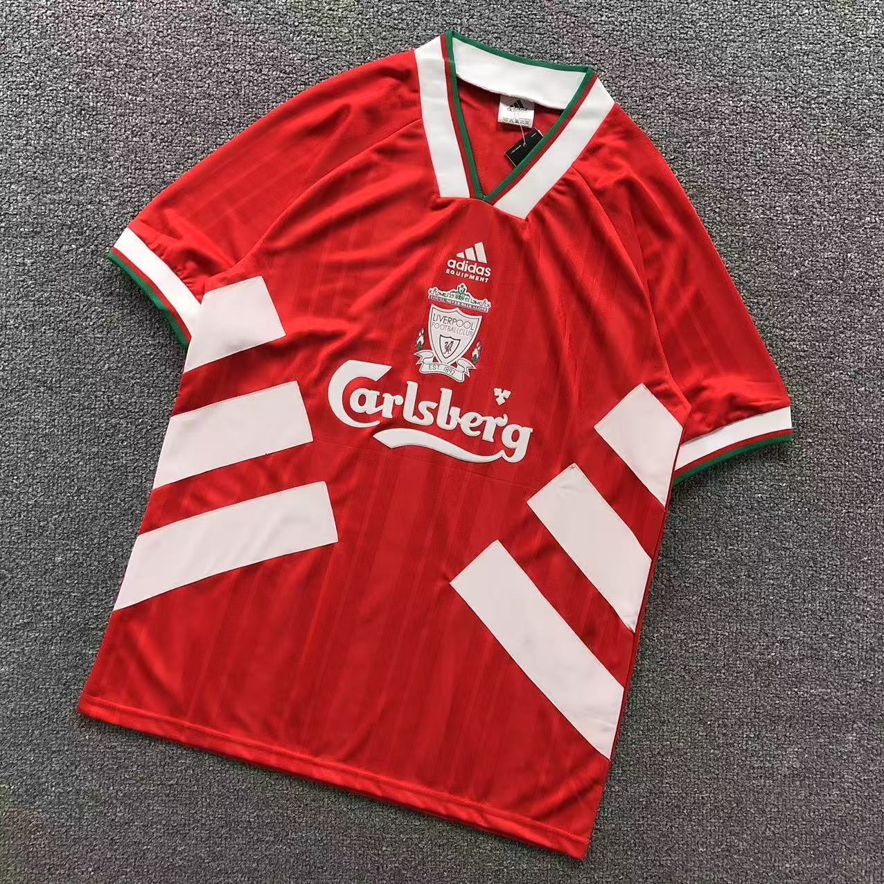 FC Liverpool  Retro Jersey