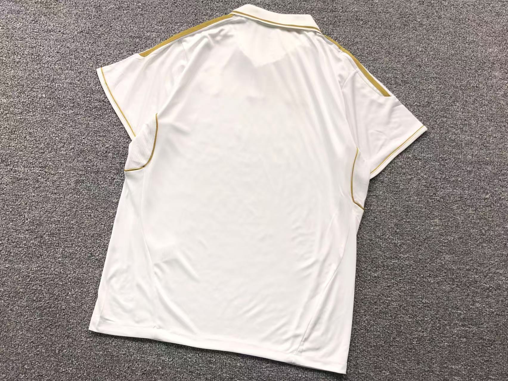 Real Madrid Retro Jersey